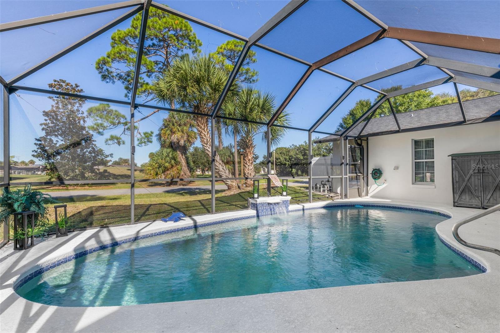 LAKE FOREST & LAKE FOREST NORTH - Residential