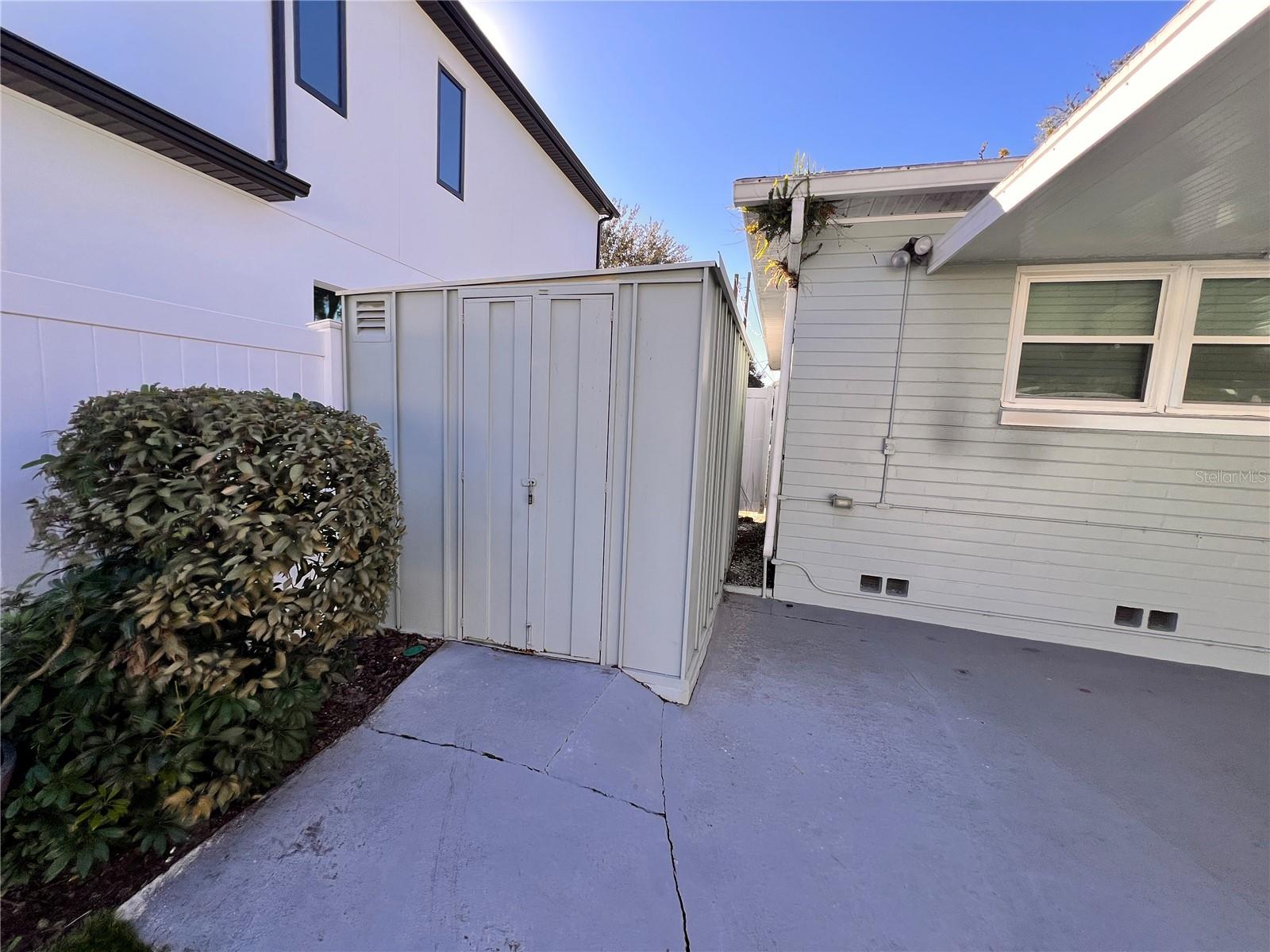 NORTH HAMPTON PARK - Residential Lease