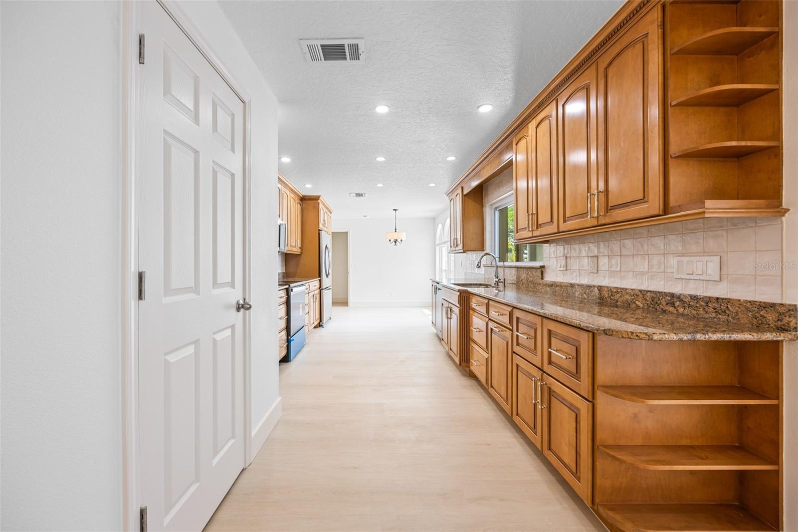 PORT MALABAR COUNTRY CLUB UNIT 02 - Residential