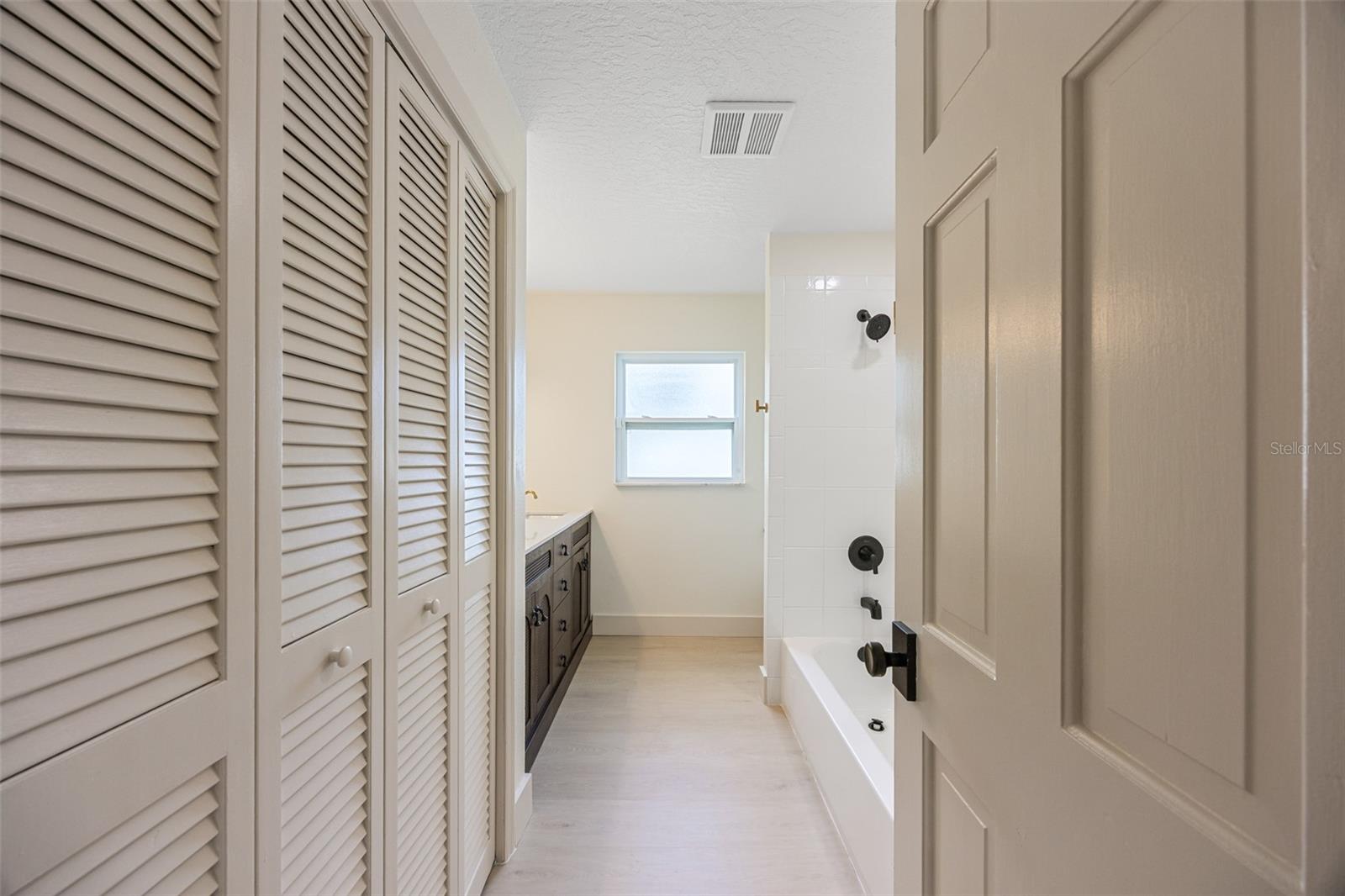 PORT MALABAR COUNTRY CLUB UNIT 02 - Residential