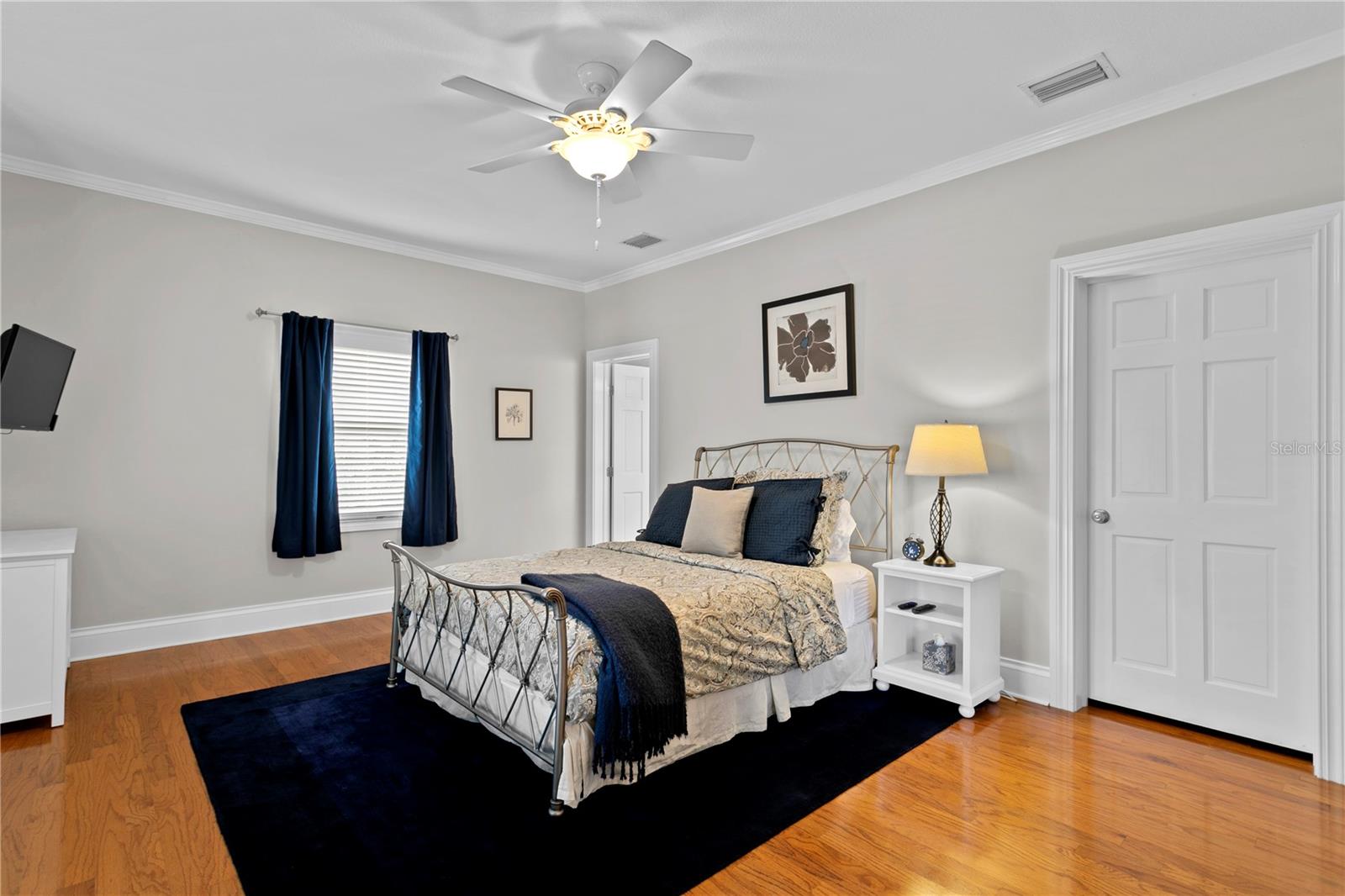 SUNSET PARK - Residential