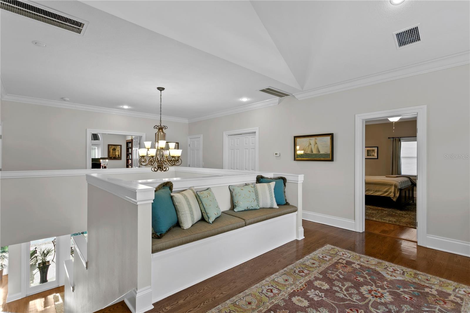 SUNSET PARK - Residential