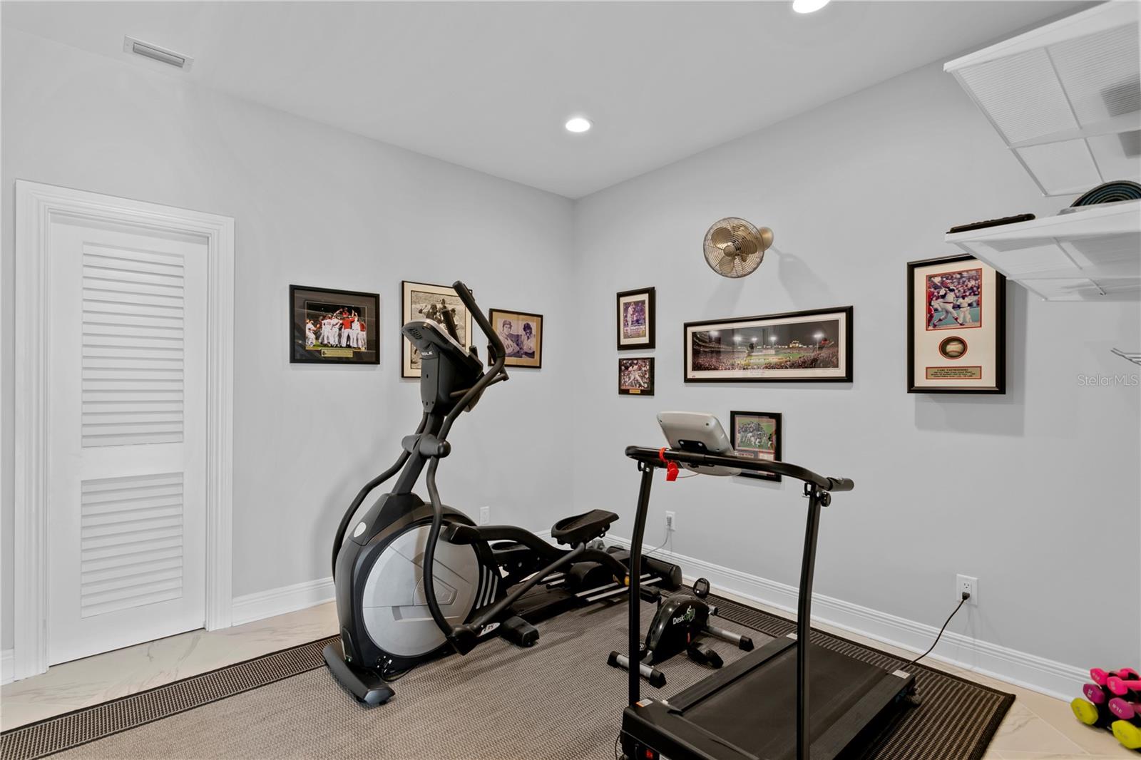 SUNSET PARK - Residential