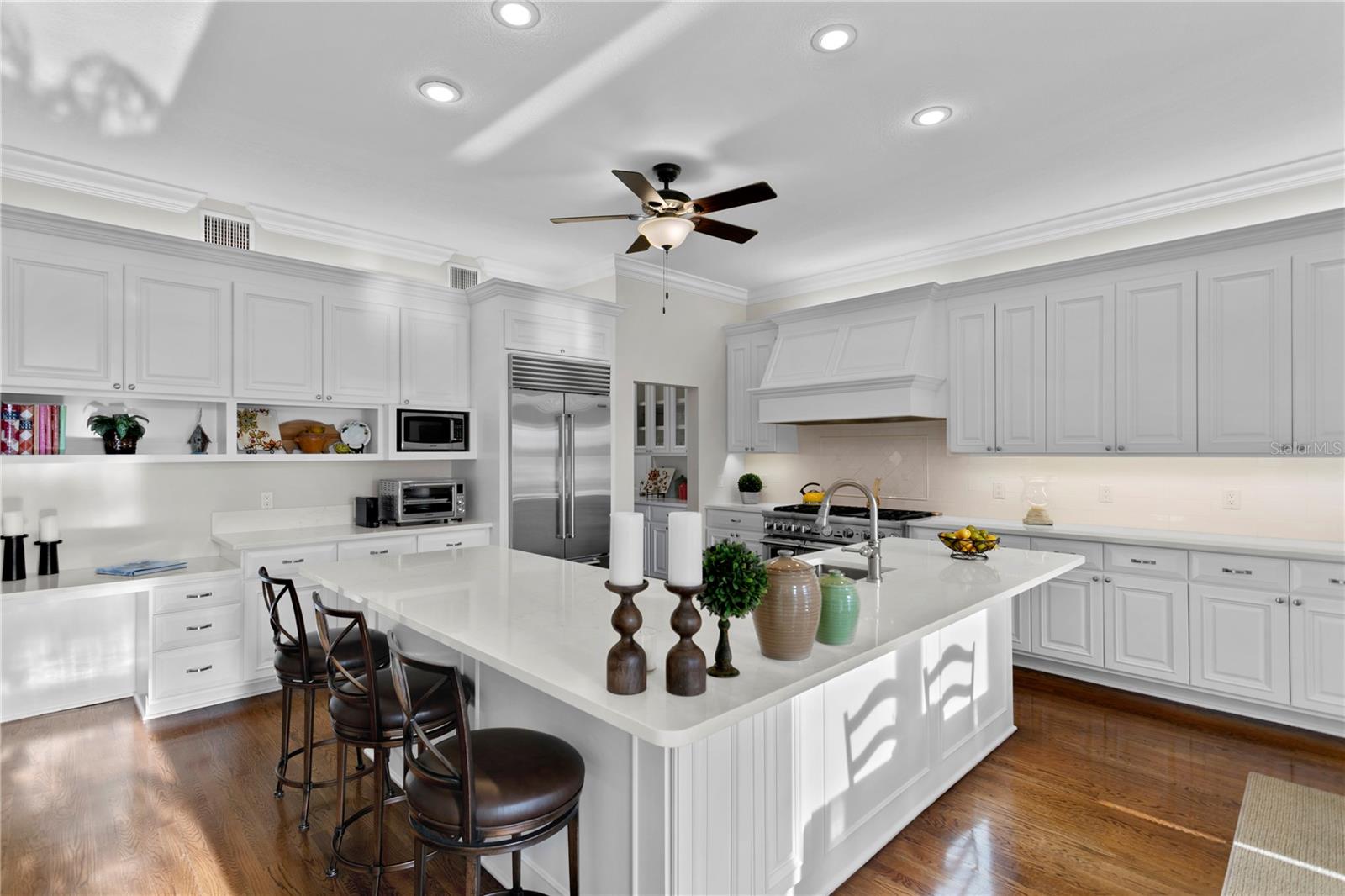 SUNSET PARK - Residential