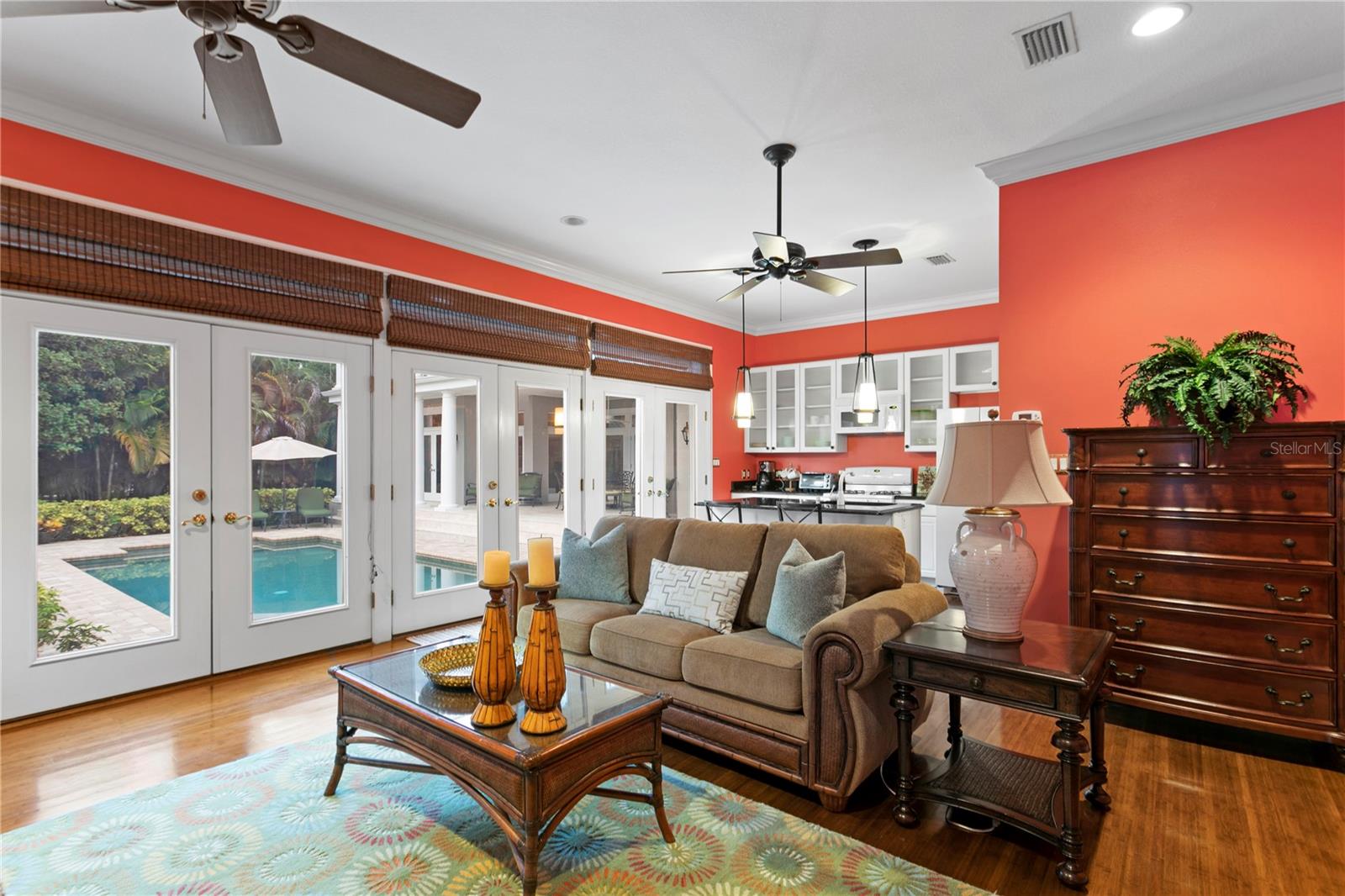 SUNSET PARK - Residential