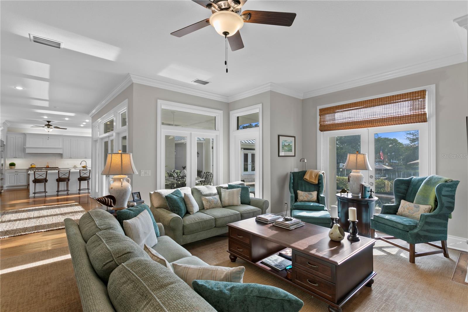 SUNSET PARK - Residential