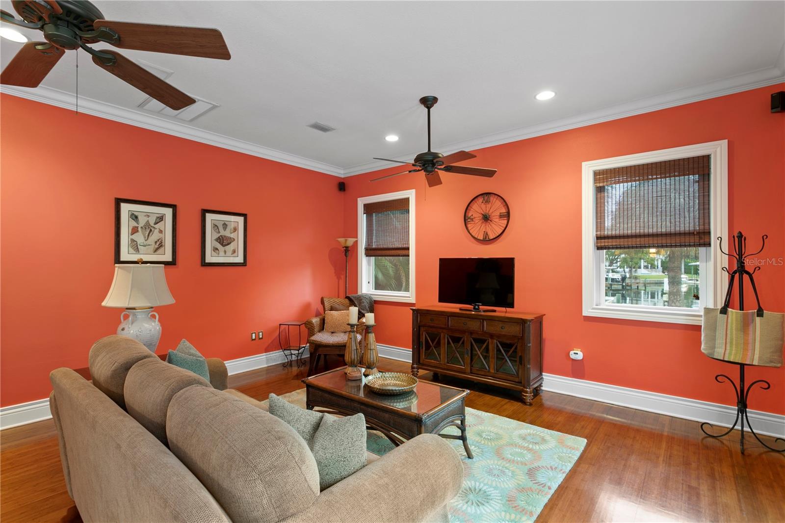 SUNSET PARK - Residential