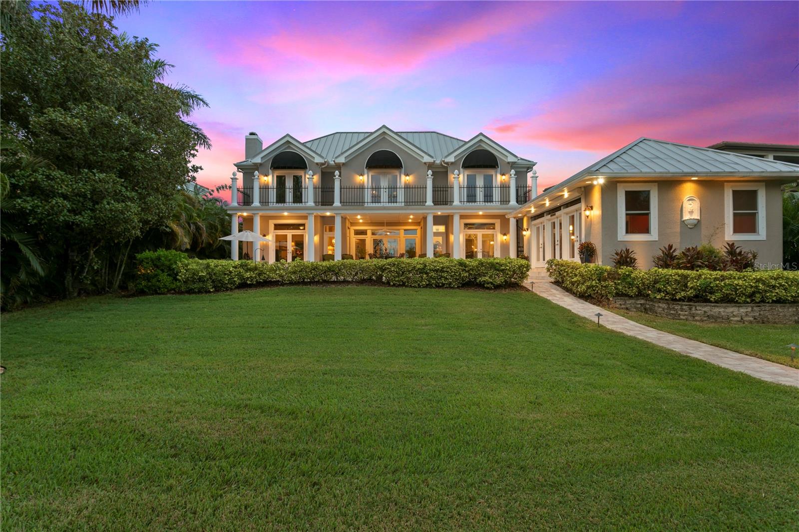 SUNSET PARK - Residential