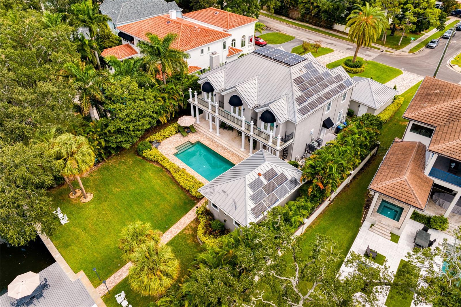 SUNSET PARK - Residential