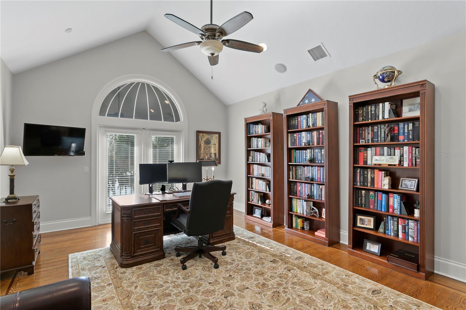 SUNSET PARK - Residential