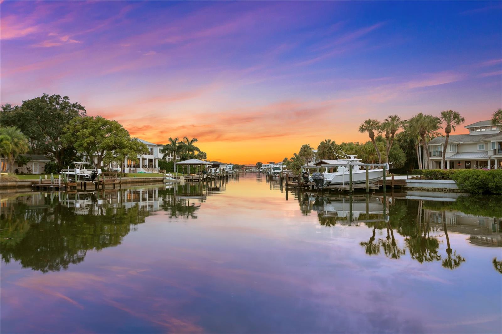 SUNSET PARK - Residential