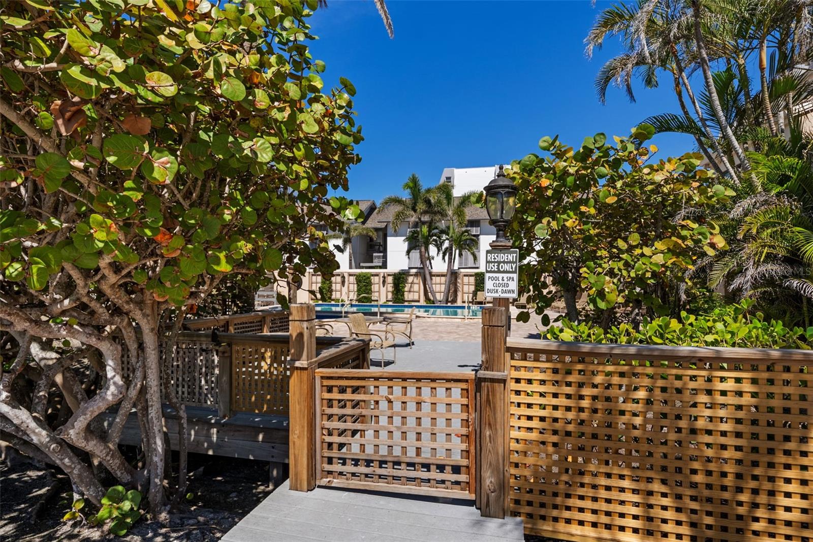 COQUILLE - Residential