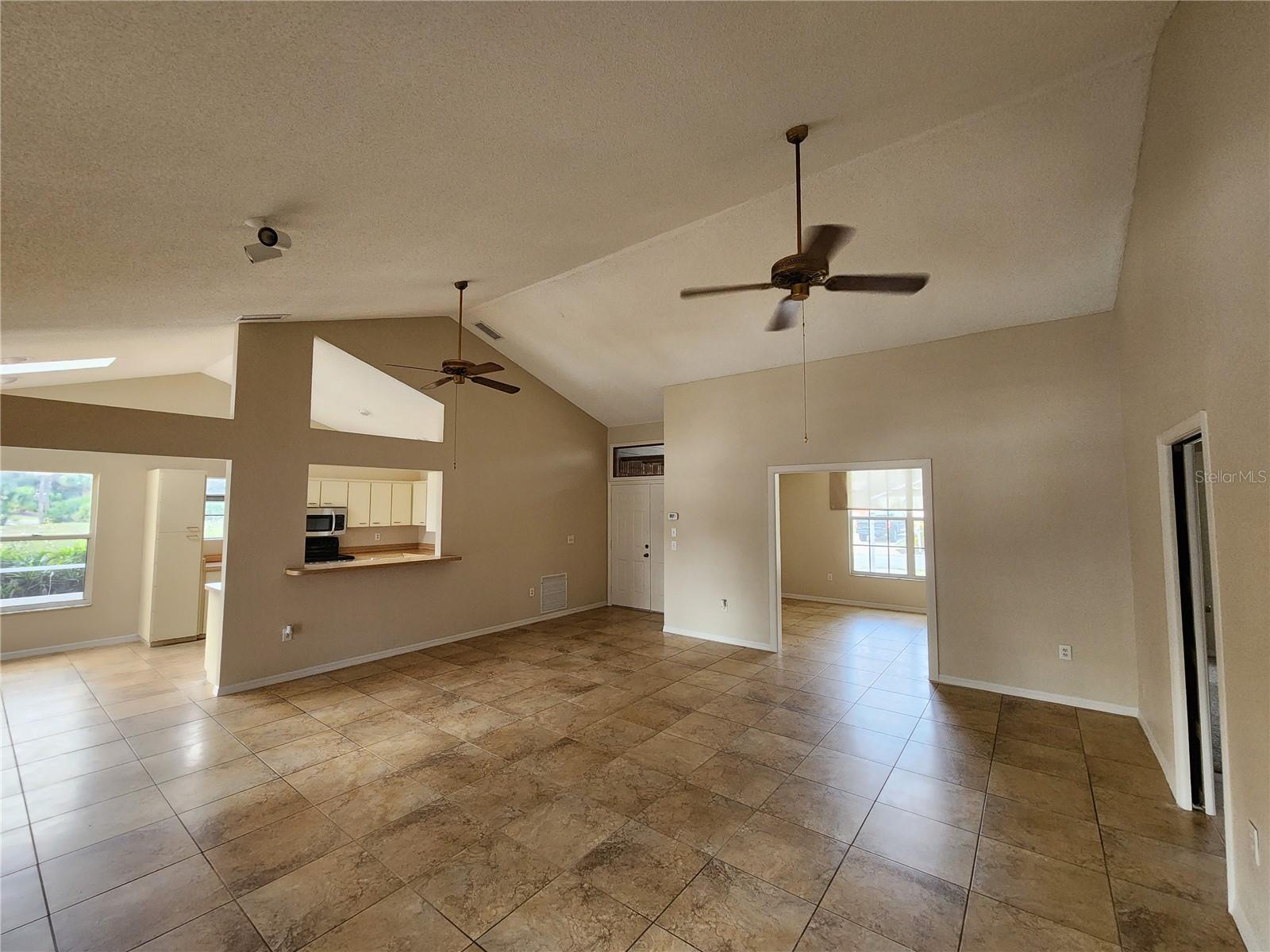 CEDAR CREEK - Residential