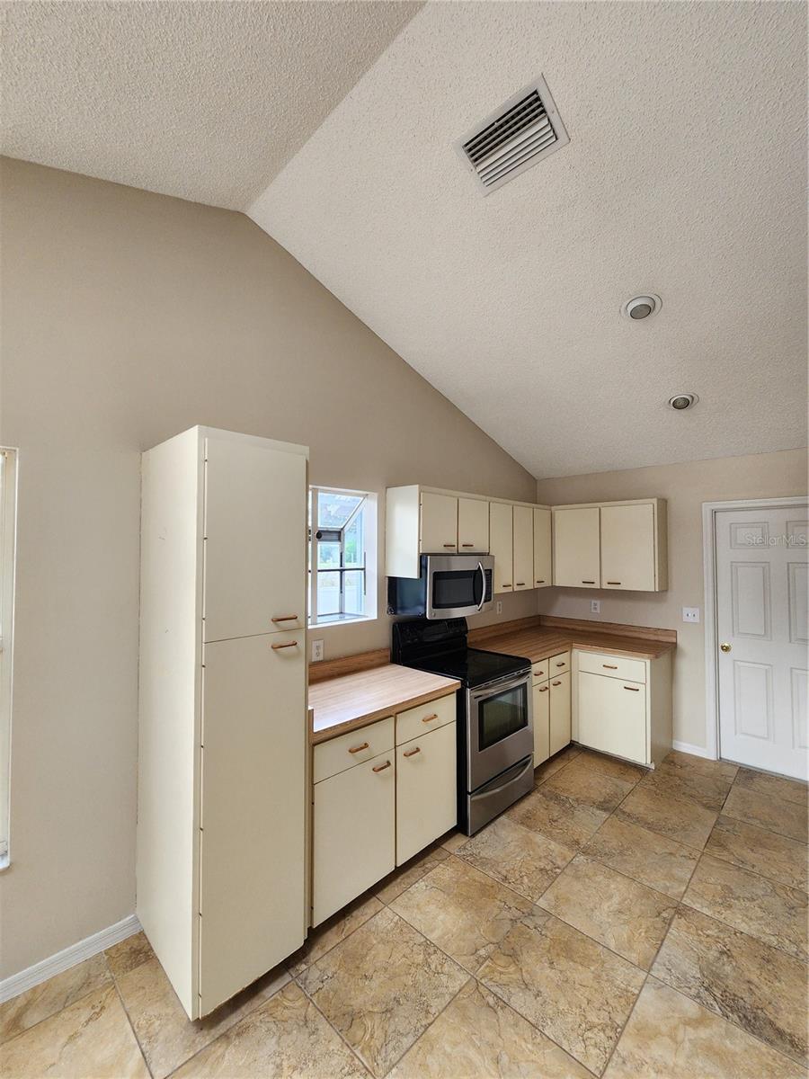 CEDAR CREEK - Residential