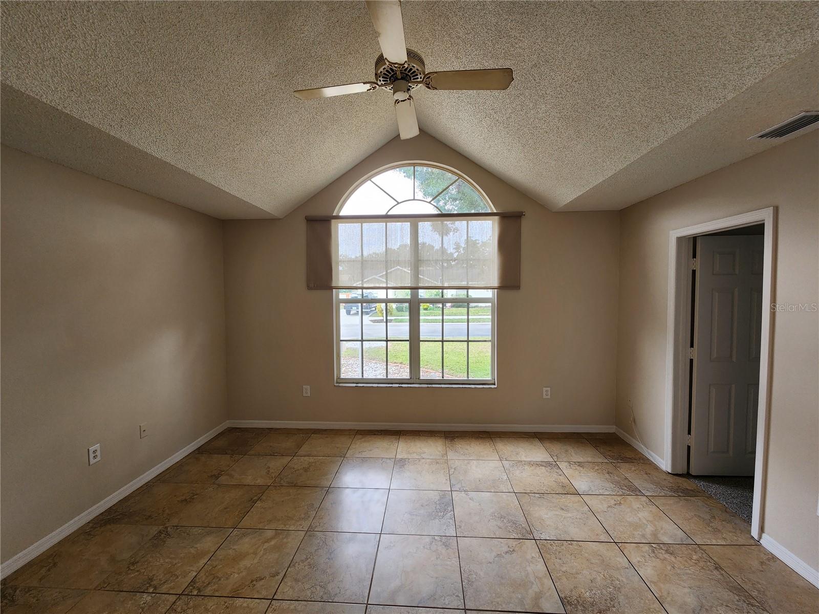 CEDAR CREEK - Residential