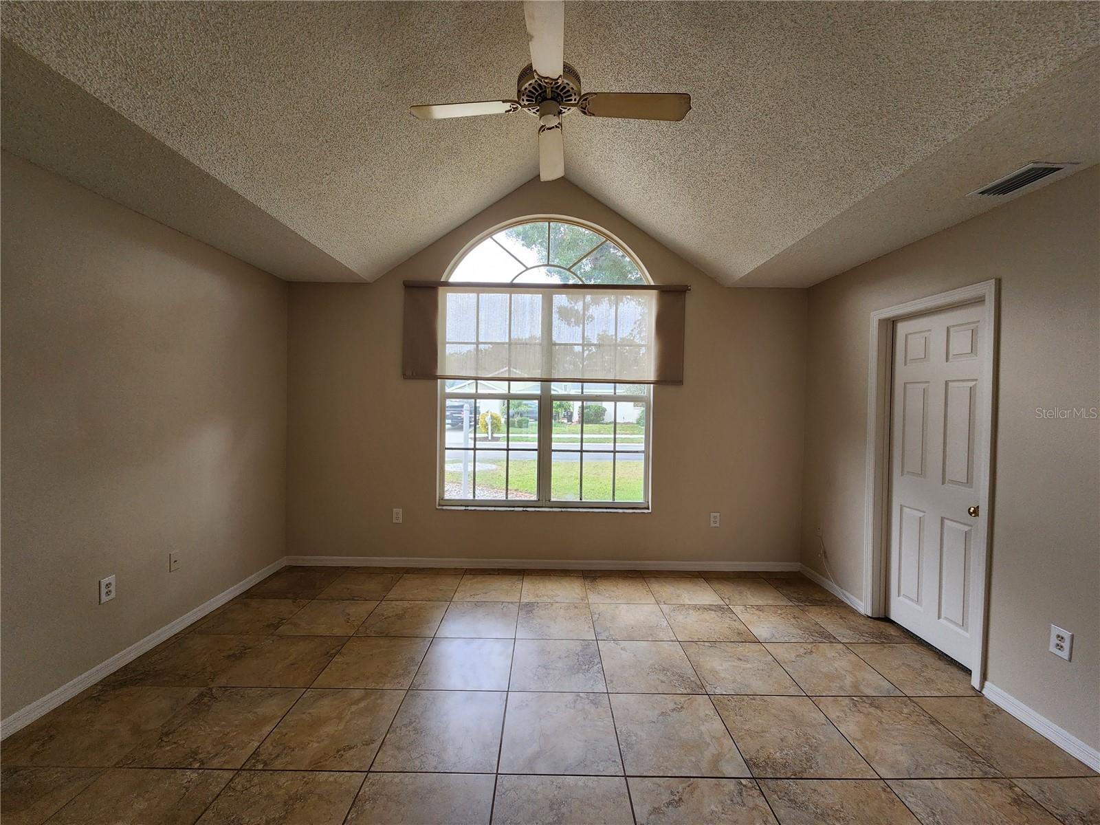 CEDAR CREEK - Residential