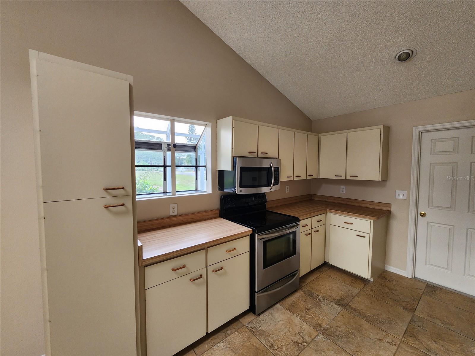 CEDAR CREEK - Residential