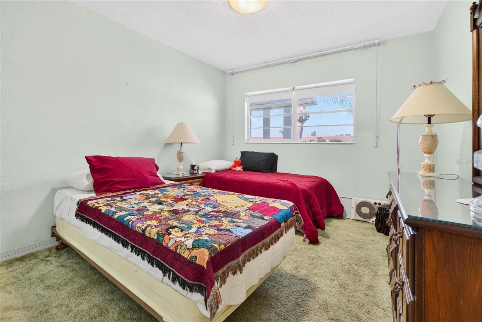 ON TOP OF THE WORLD - Residential