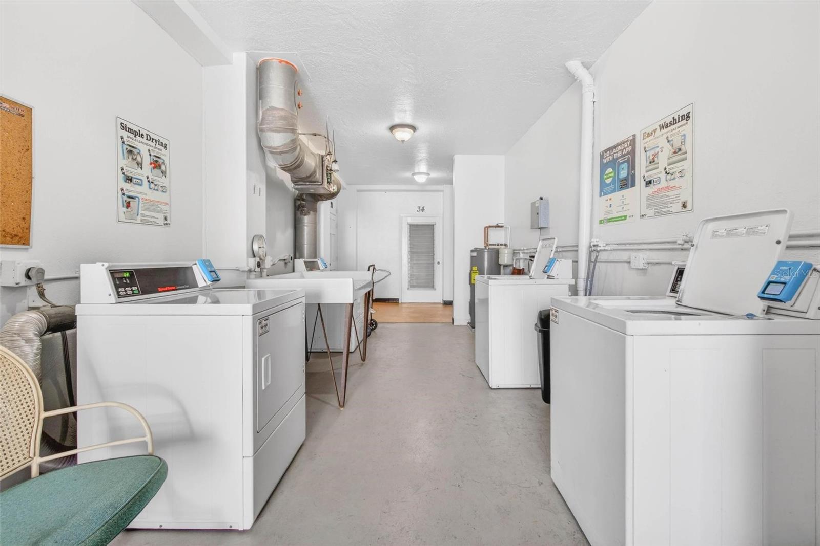 ON TOP OF THE WORLD - Residential