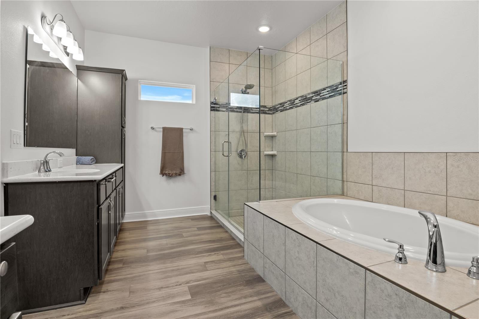 TWIN RIVERS PH V-A4 - Residential