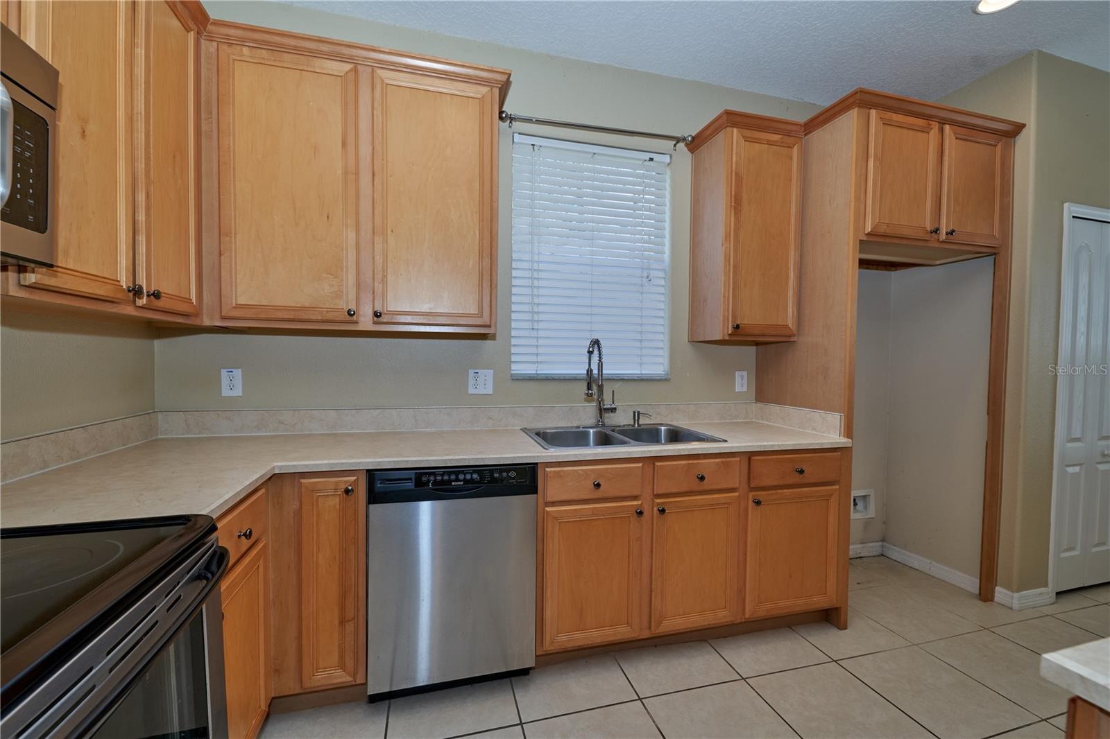 SORRENTO HILLS PH 1 & 2 - Residential Lease