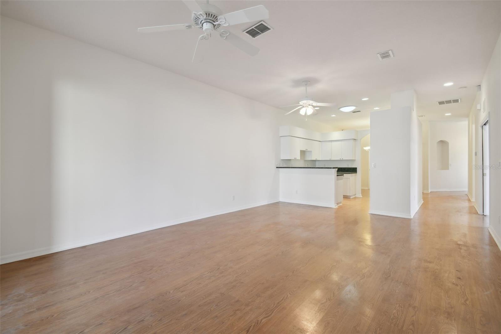 SUMMERTREE PRCL 04 - Residential Lease