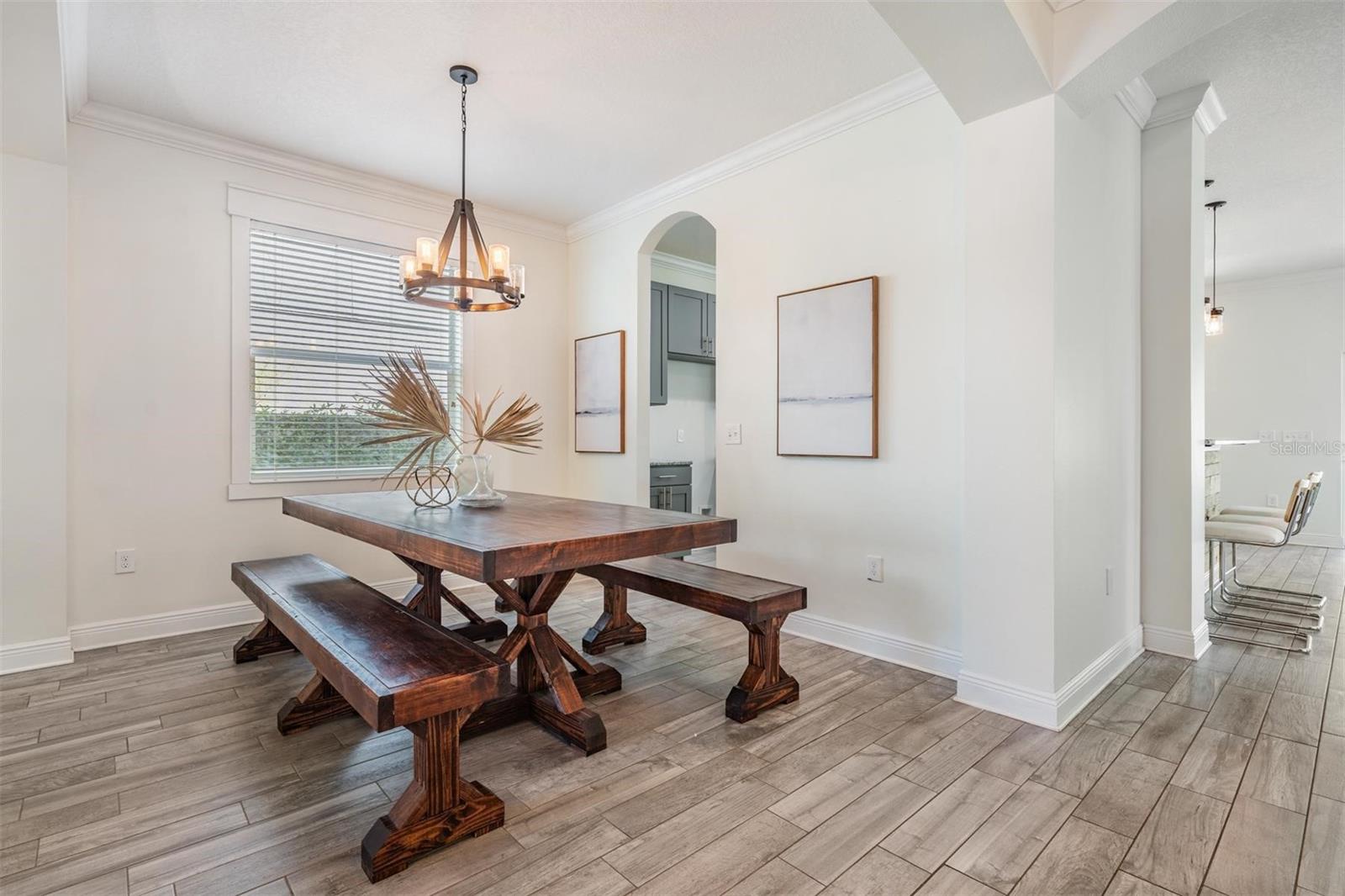 WOOD LYNNE - Residential