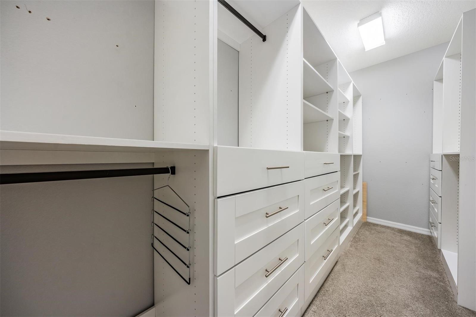 WOOD LYNNE - Residential