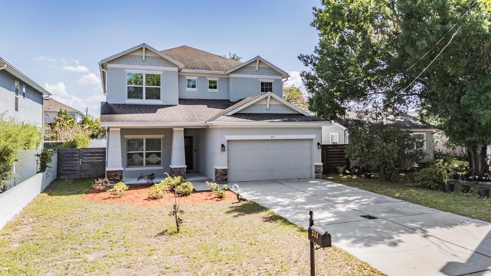 WOOD LYNNE - Residential