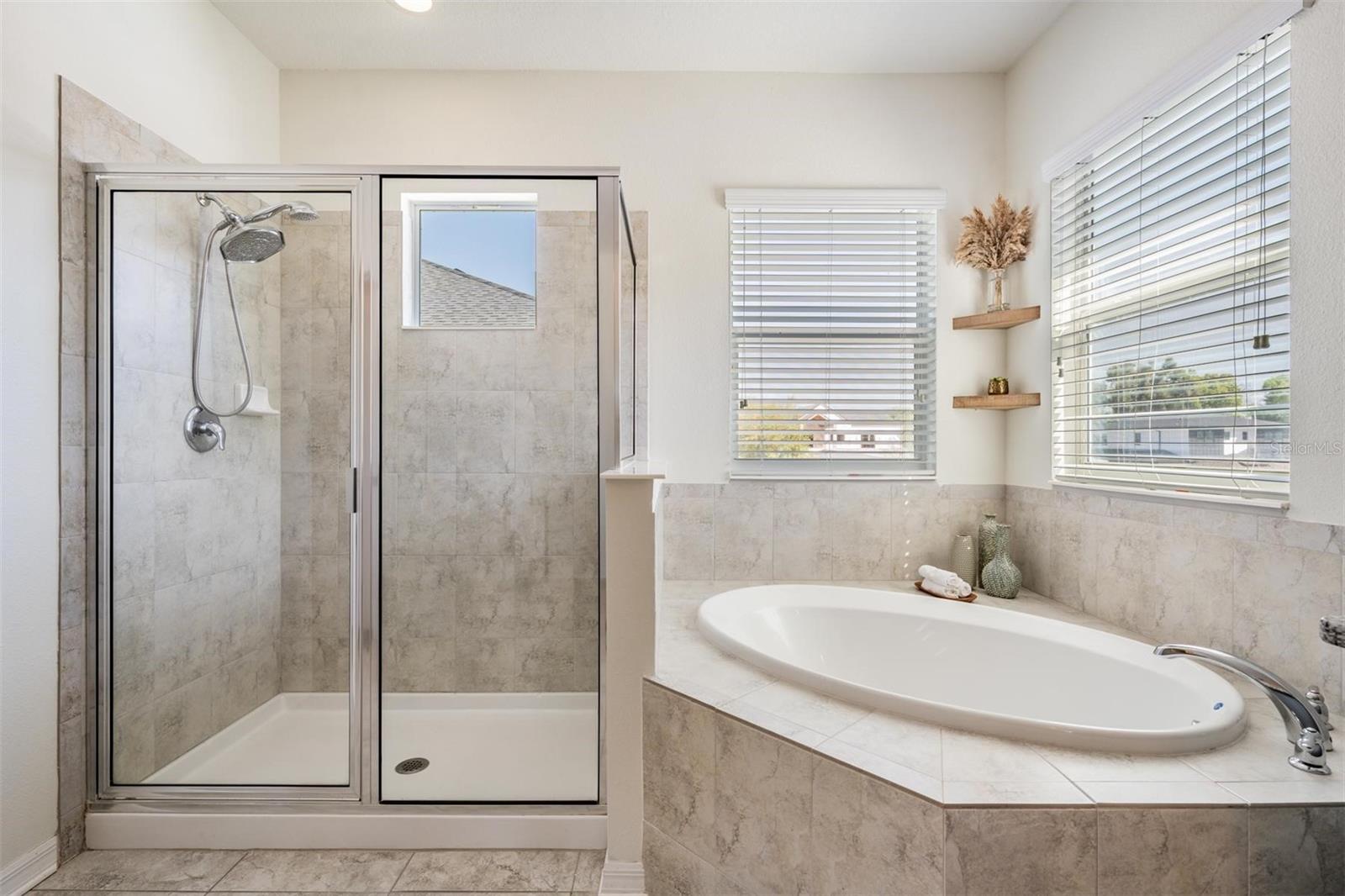 WOOD LYNNE - Residential