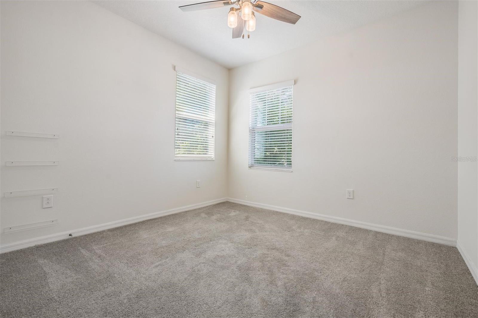 WOOD LYNNE - Residential