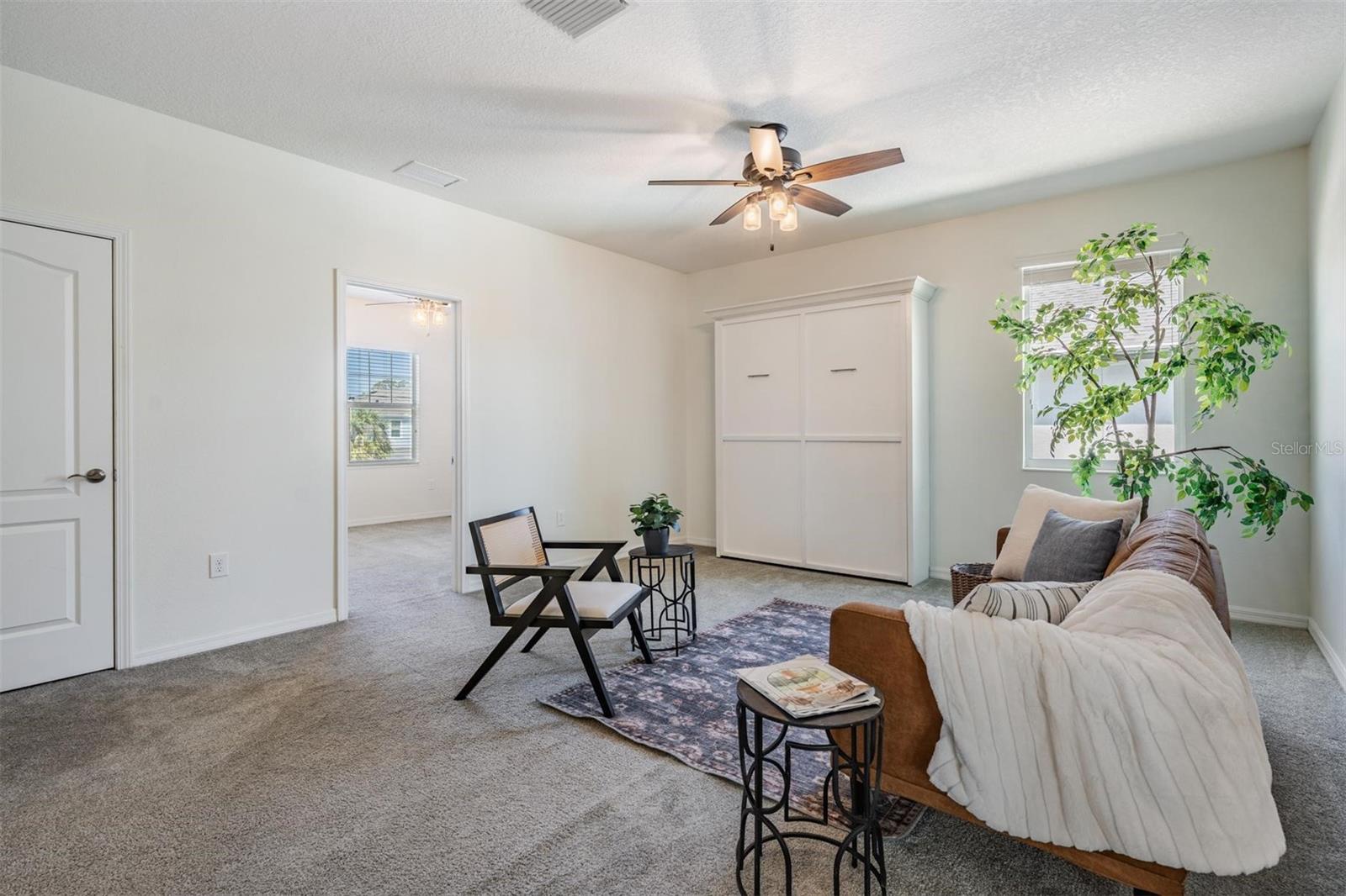 WOOD LYNNE - Residential