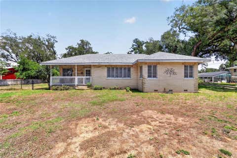 Photo of 103 11th Street SE, Winter Haven, FL 33880 (MLS # L4962579)