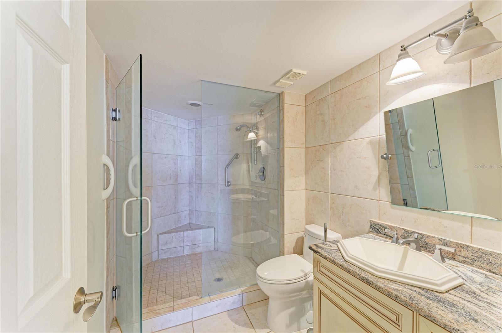 VISTA DE ORA PLAYA ESCONDIDA - Residential