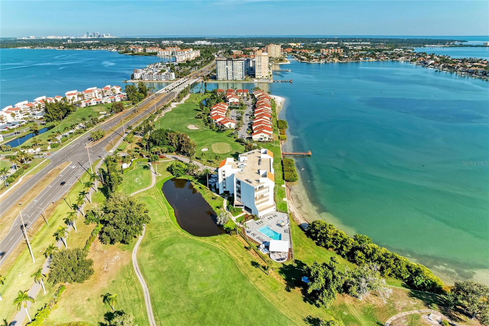 VISTA DE ORA PLAYA ESCONDIDA - Residential