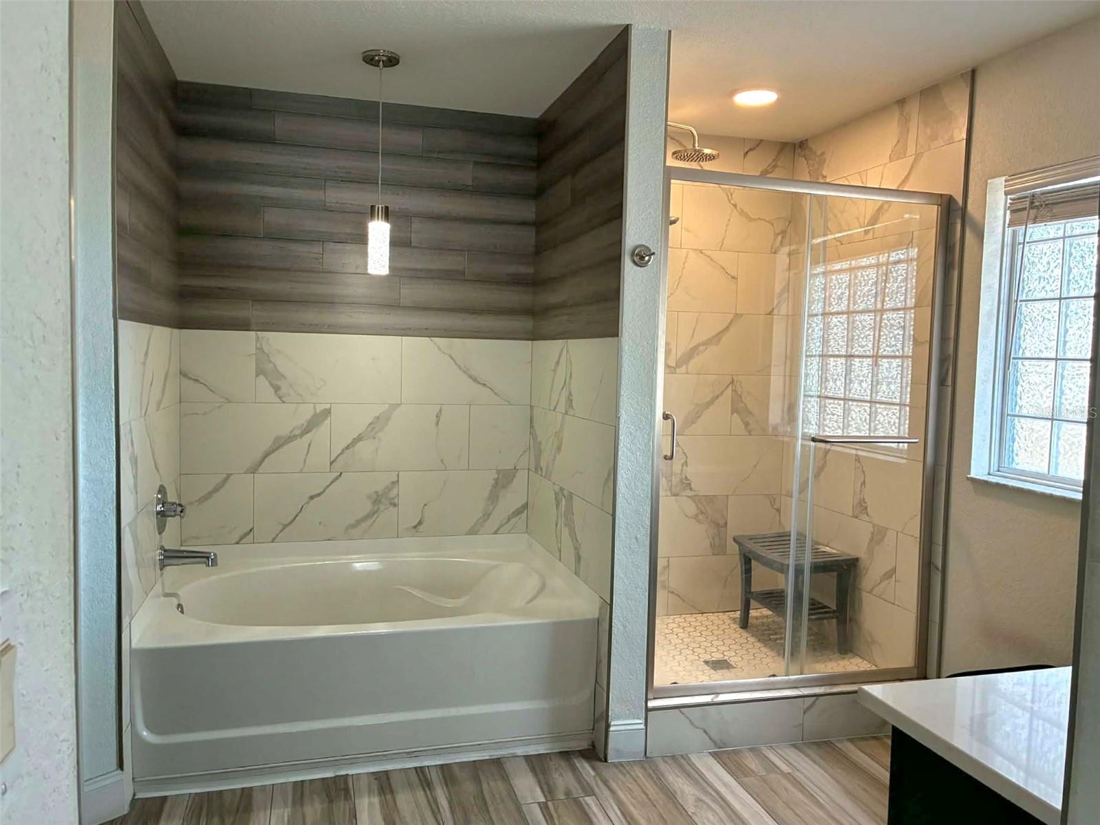 MEADOW GLENN UN 03A - Residential