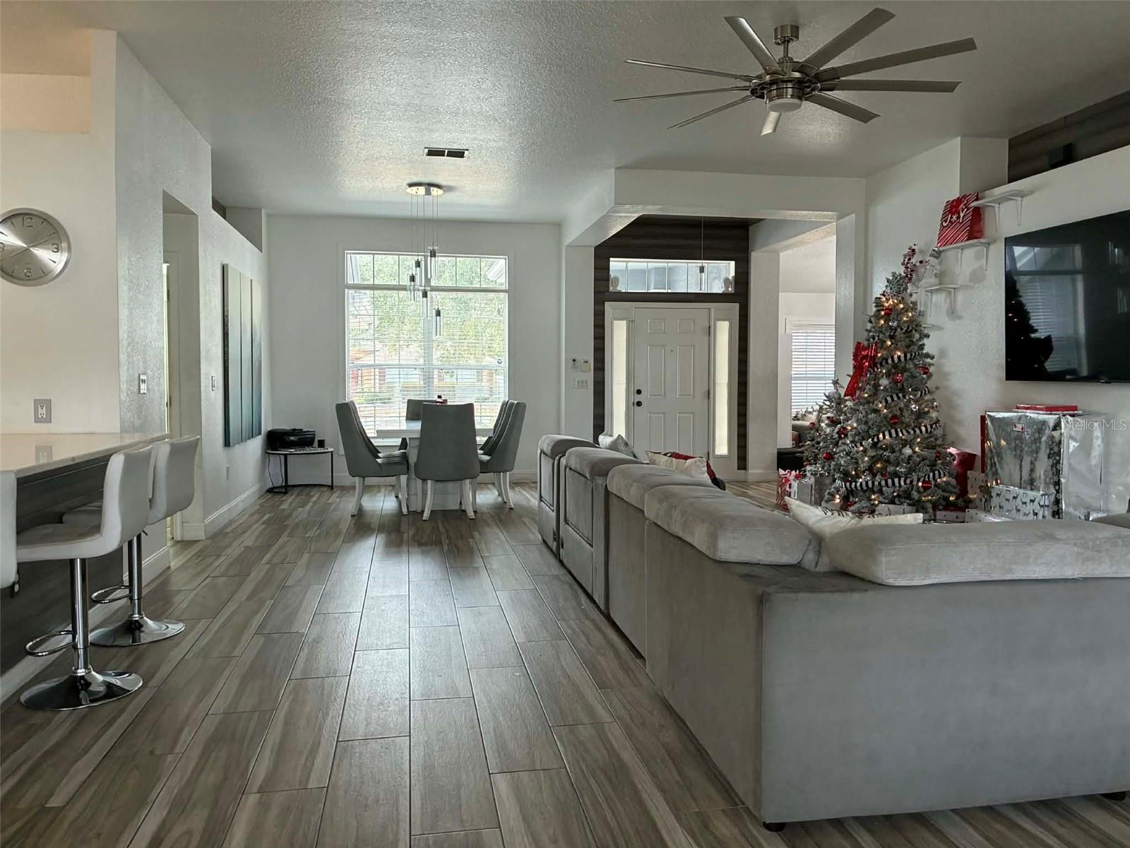 MEADOW GLENN UN 03A - Residential