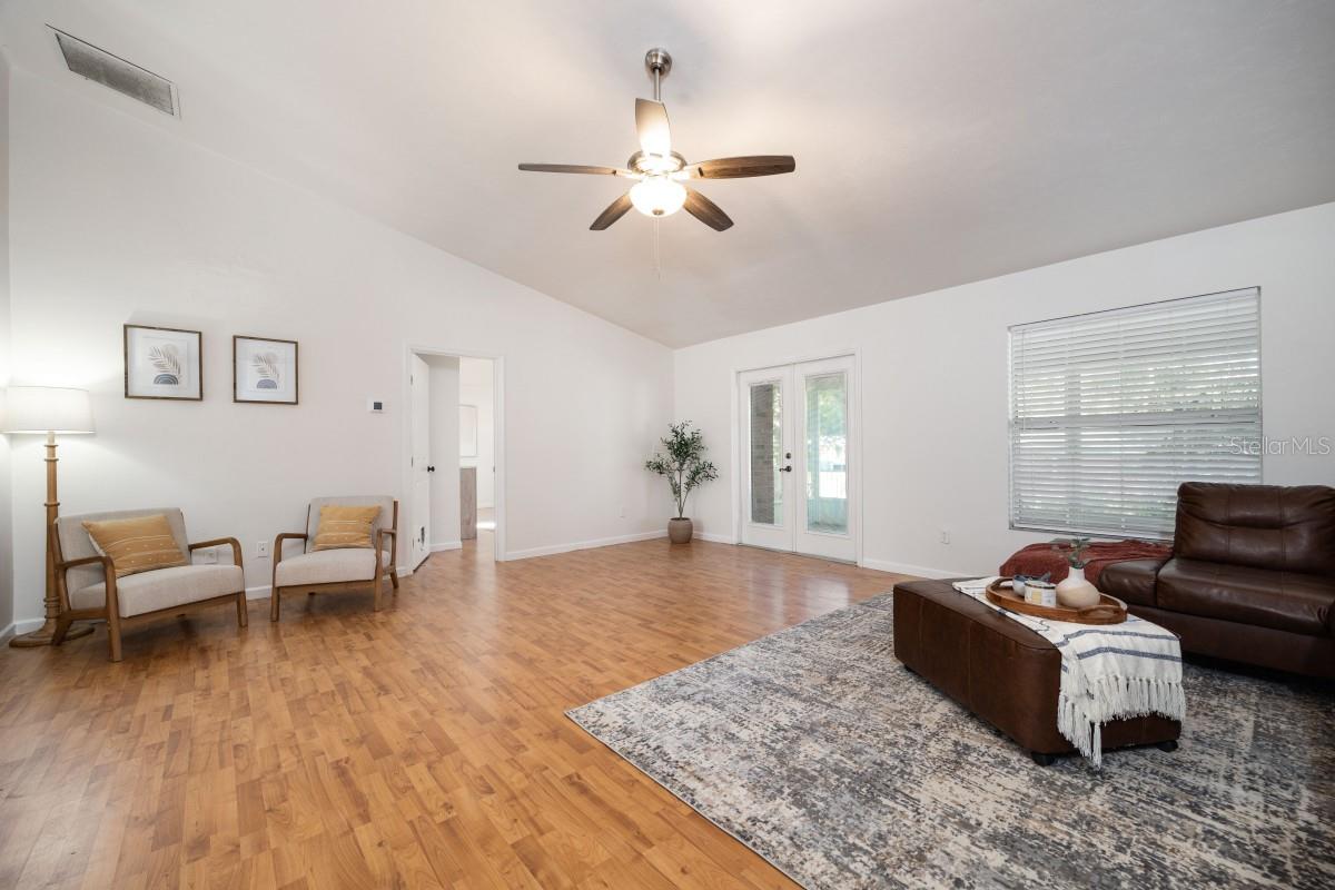 REPLAT SYLVANIA TERRACE - Residential