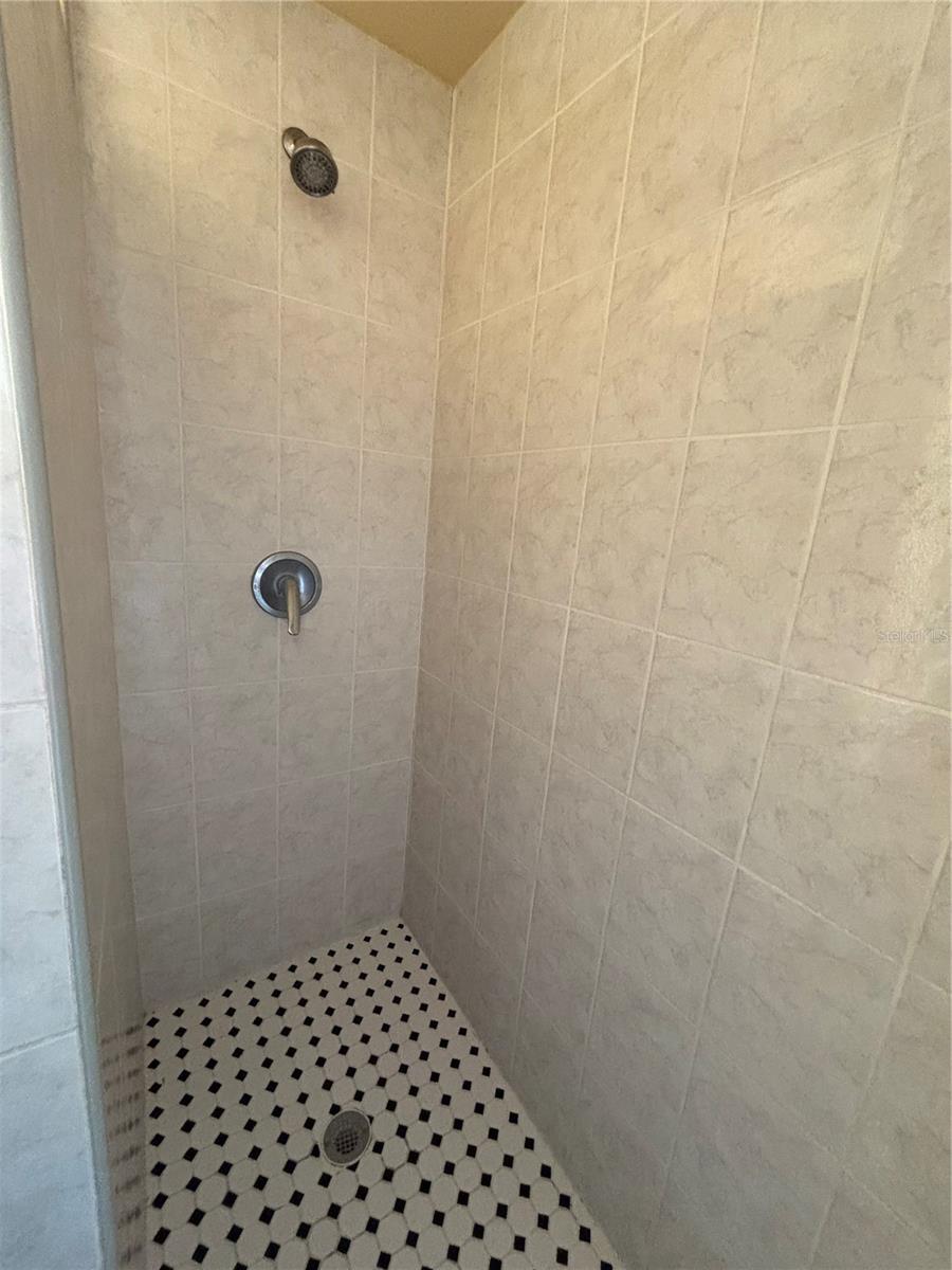 HARBOR VISTA - Residential Lease