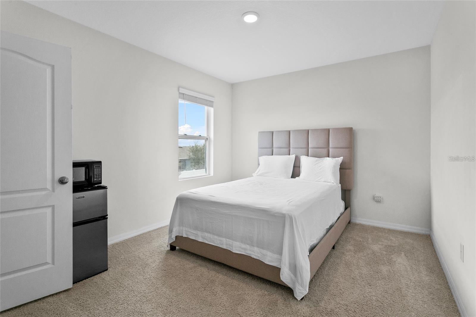 KINDRED PH 1FA - Residential Lease