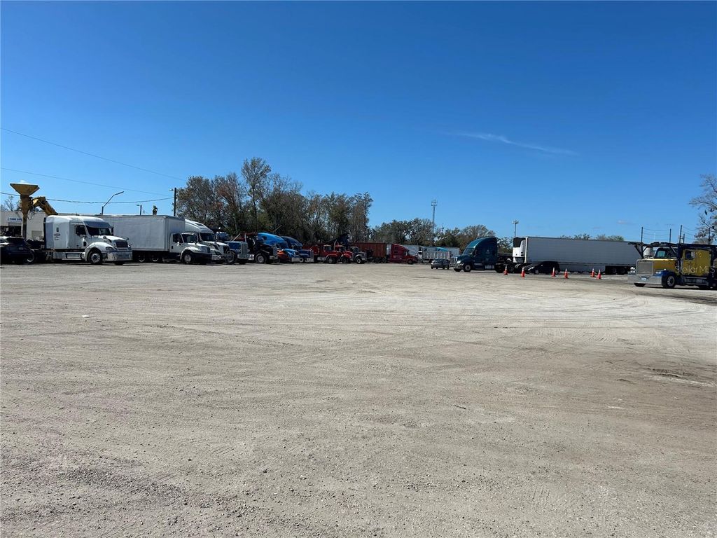 Photo of 6910 Benjamin Road, Tampa, FL 33634 (MLS # TB8477218)