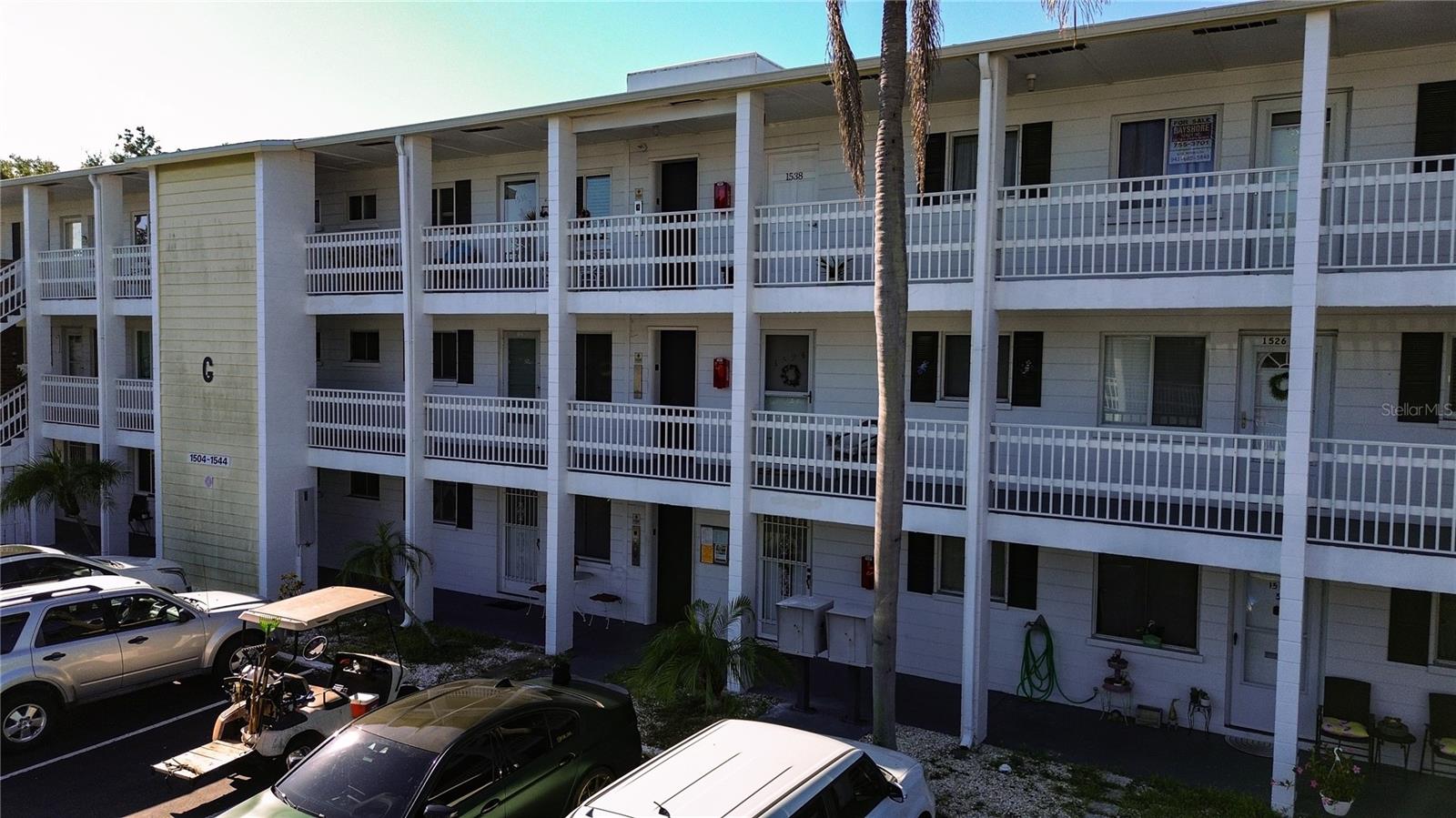BAYSHORE GARDENS APTS 5 - Residential Lease