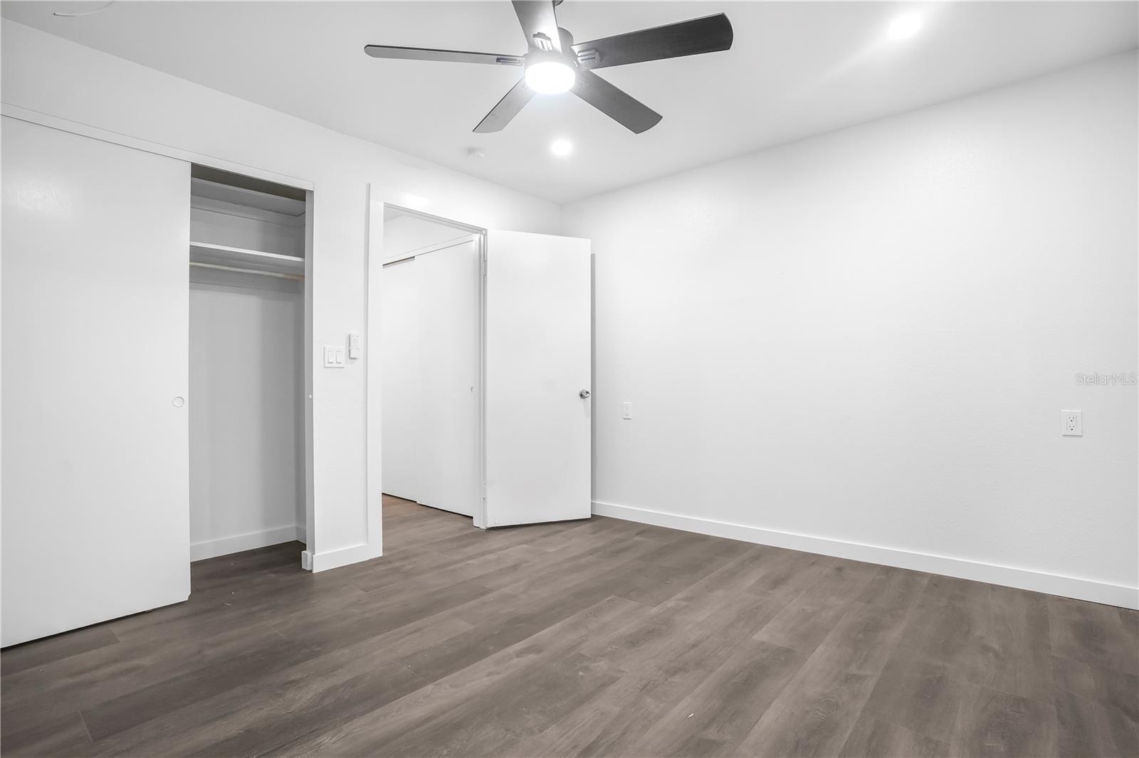 BAYSHORE GARDENS APTS 5 - Residential Lease
