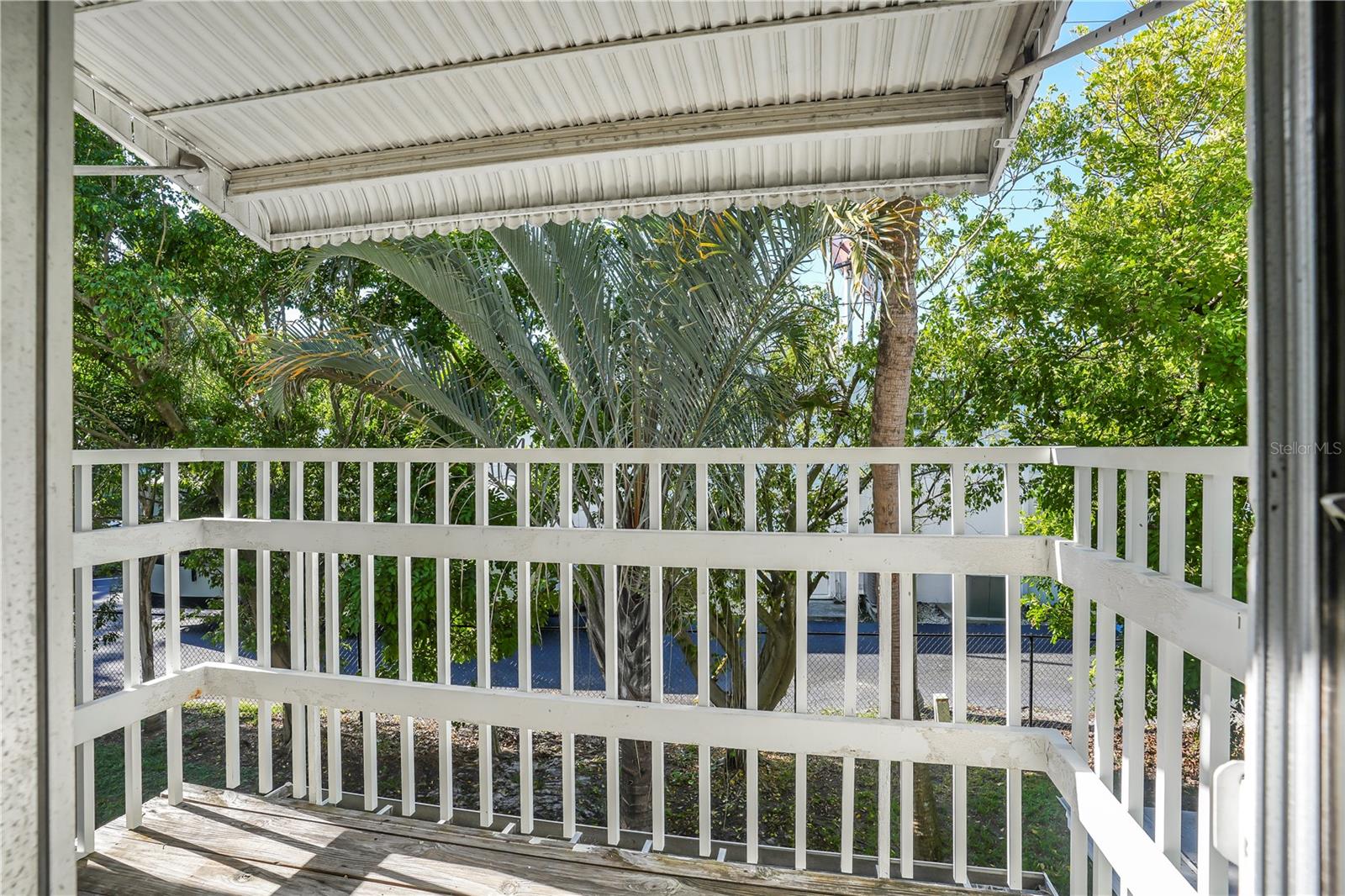 BAYSHORE GARDENS APTS 5 - Residential Lease