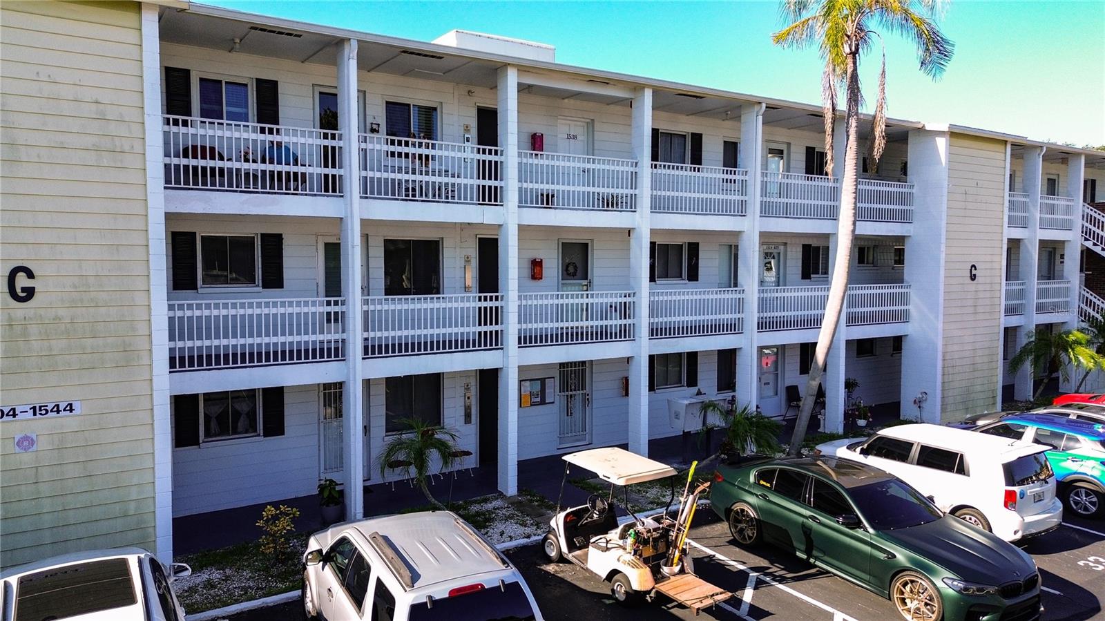 BAYSHORE GARDENS APTS 5 - Residential Lease