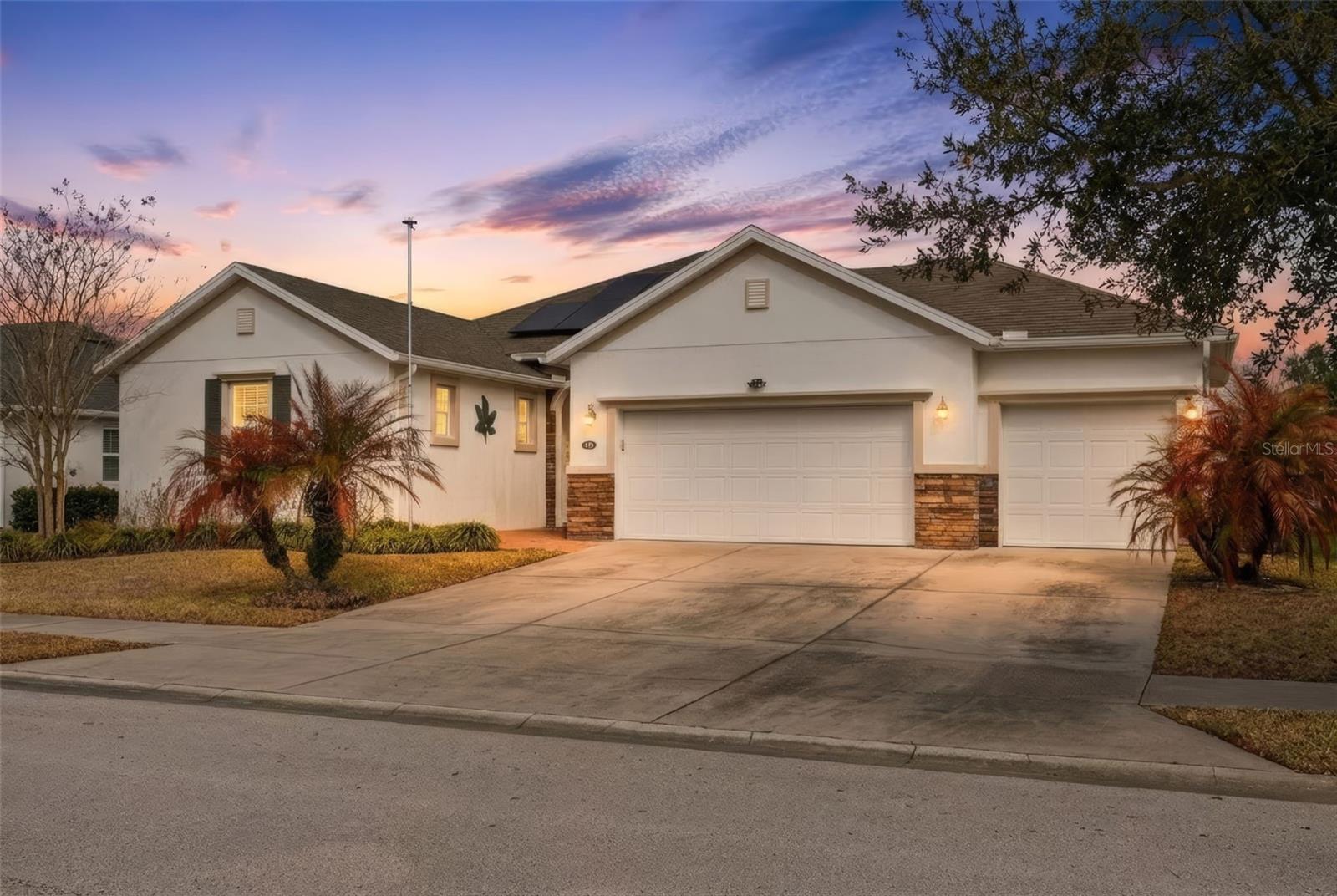 GRAND LNDGS PH 01 - Residential