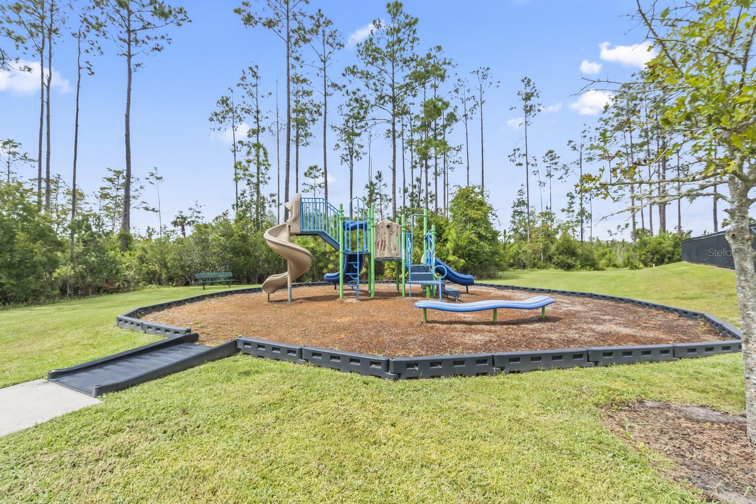 GRAND LNDGS PH 01 - Residential