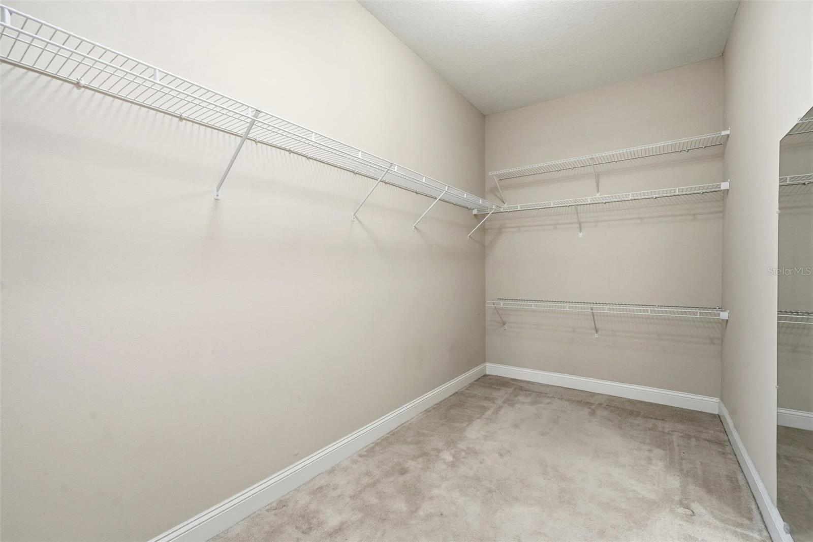 GRAND LNDGS PH 01 - Residential