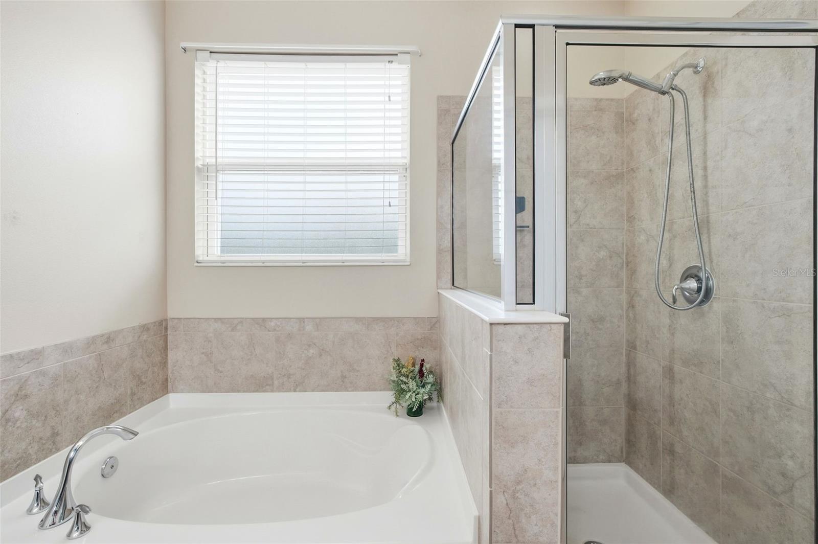 GRAND LNDGS PH 01 - Residential