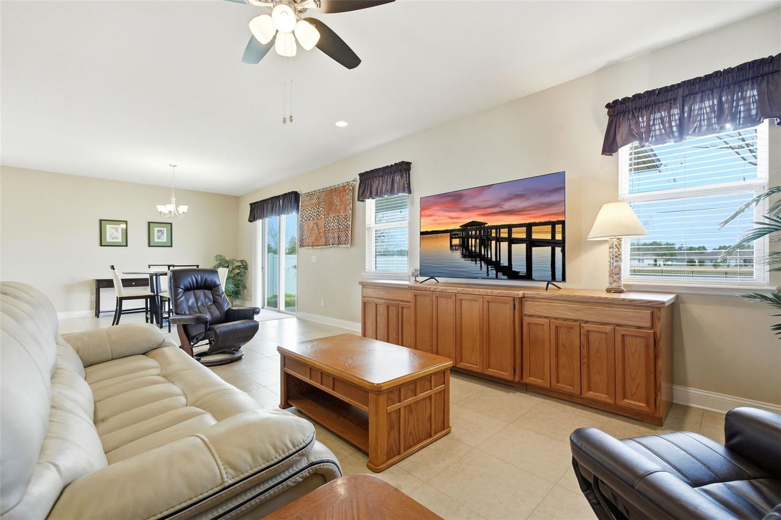 GRAND LNDGS PH 01 - Residential